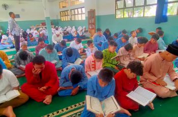 Pesantren Ramadhan 1447 H Hari ke – 2 di SMP Kartini 1 Batam Penuh Kekhusyukan